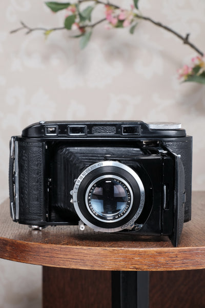 Rare! (leather version) 1948 Voigtlander Bessa Rangefinder with Heliar lens! Freshly Serviced, CLA'd.