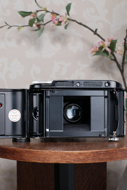 Rare! (leather version) 1948 Voigtlander Bessa Rangefinder with Heliar lens! Freshly Serviced, CLA'd.