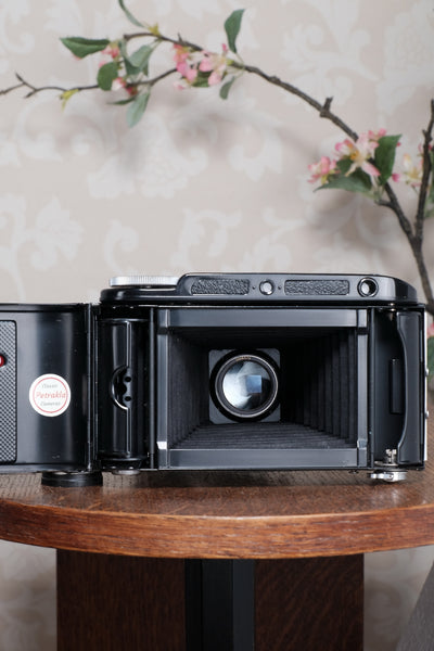 Rare! (leather version) 1948 Voigtlander Bessa Rangefinder with Heliar lens! Freshly Serviced, CLA'd.