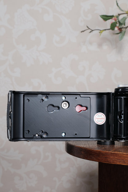 Rare! (leather version) 1948 Voigtlander Bessa Rangefinder with Heliar lens! Freshly Serviced, CLA'd.