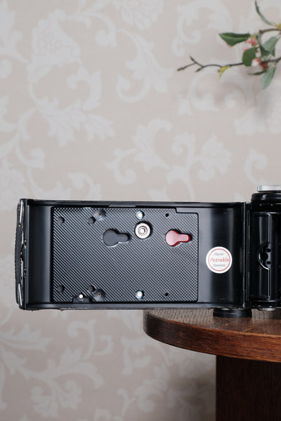 Rare! (leather version) 1948 Voigtlander Bessa Rangefinder with Heliar lens! Freshly Serviced, CLA'd.