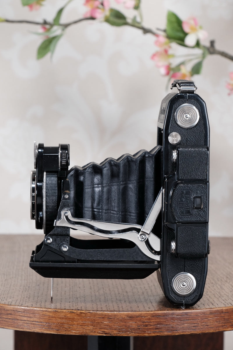 SUPERB! 1934 Zeiss Ikon Super Ikonta 6x9, Tessar lens, CLA'd, FRESHLY SERVICED! - Zeiss-Ikon- Petrakla Classic Cameras