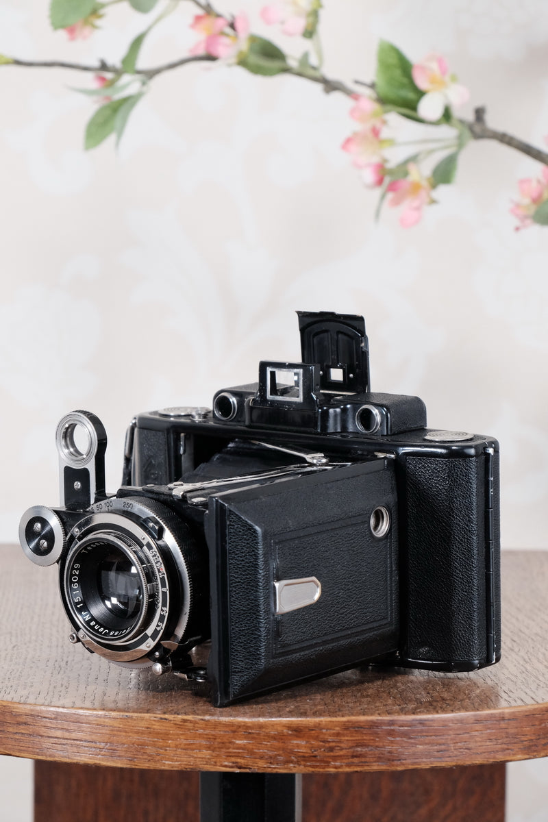 SUPERB! 1934 Zeiss Ikon Super Ikonta 6x9, Tessar lens, CLA'd, FRESHLY SERVICED! - Zeiss-Ikon- Petrakla Classic Cameras