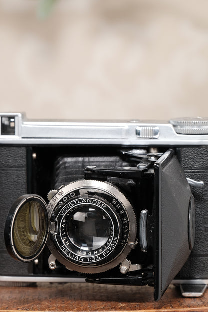 Excellent! 1940 Voigtlander "Klein Bessa" 46 with Heliar lens!  CLA'd, Freshly Serviced!