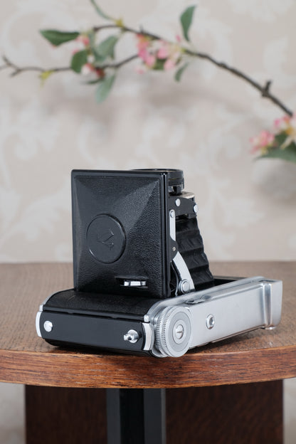Excellent! 1940 Voigtlander "Klein Bessa" 46 with Heliar lens!  CLA'd, Freshly Serviced!