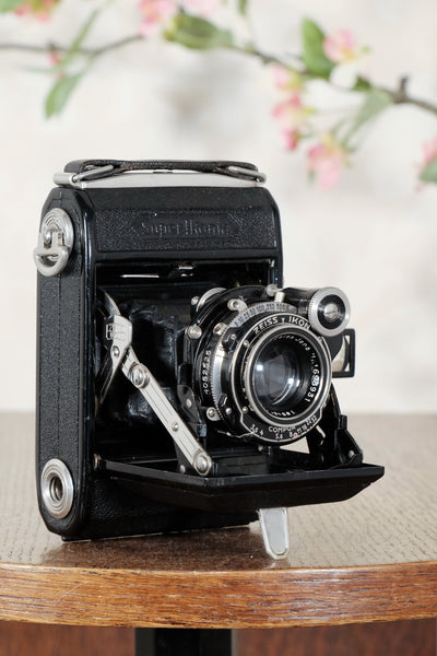 Superb! 1935 ZEISS-IKON SUPER IKONTA A, 6x4.5, Tessar lens, CLA’d, Freshly Serviced! - Zeiss-Ikon- Petrakla Classic Cameras