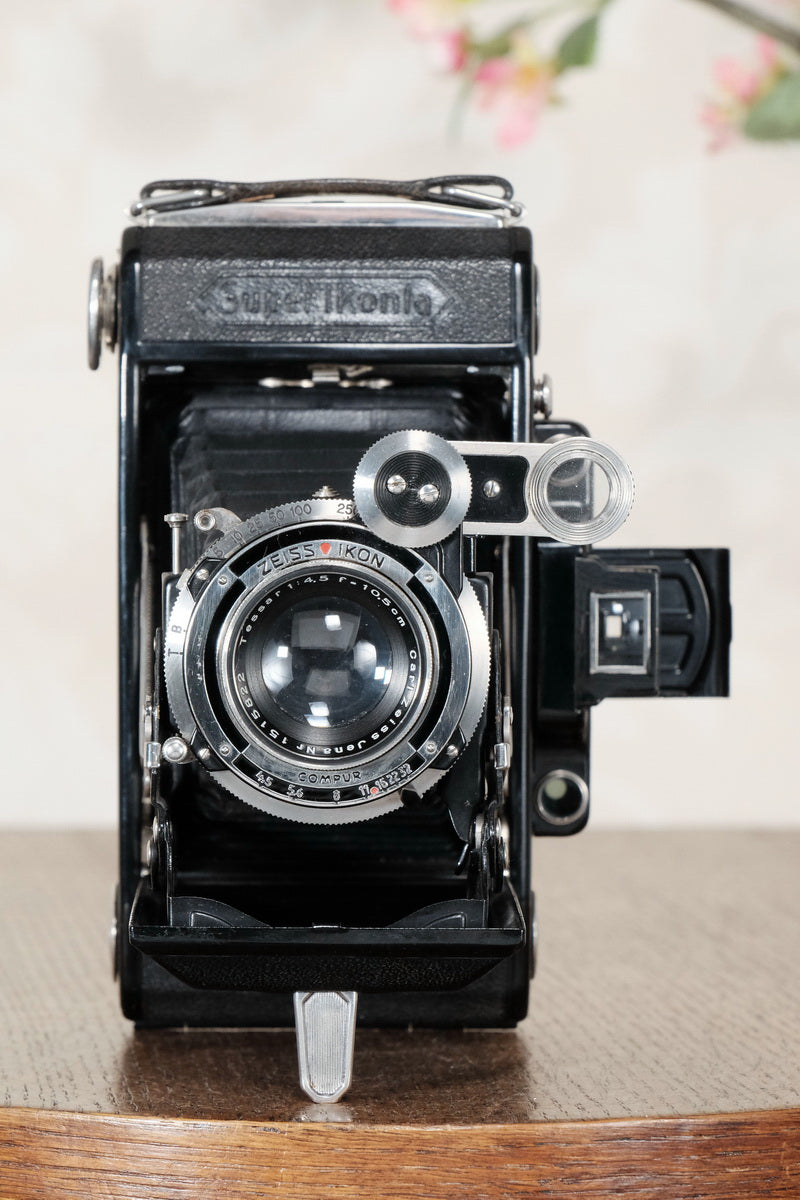 SUPERB! 1934 Zeiss Ikon Super Ikonta 6x9, Tessar lens, CLA'd, FRESHLY SERVICED! - Zeiss-Ikon- Petrakla Classic Cameras