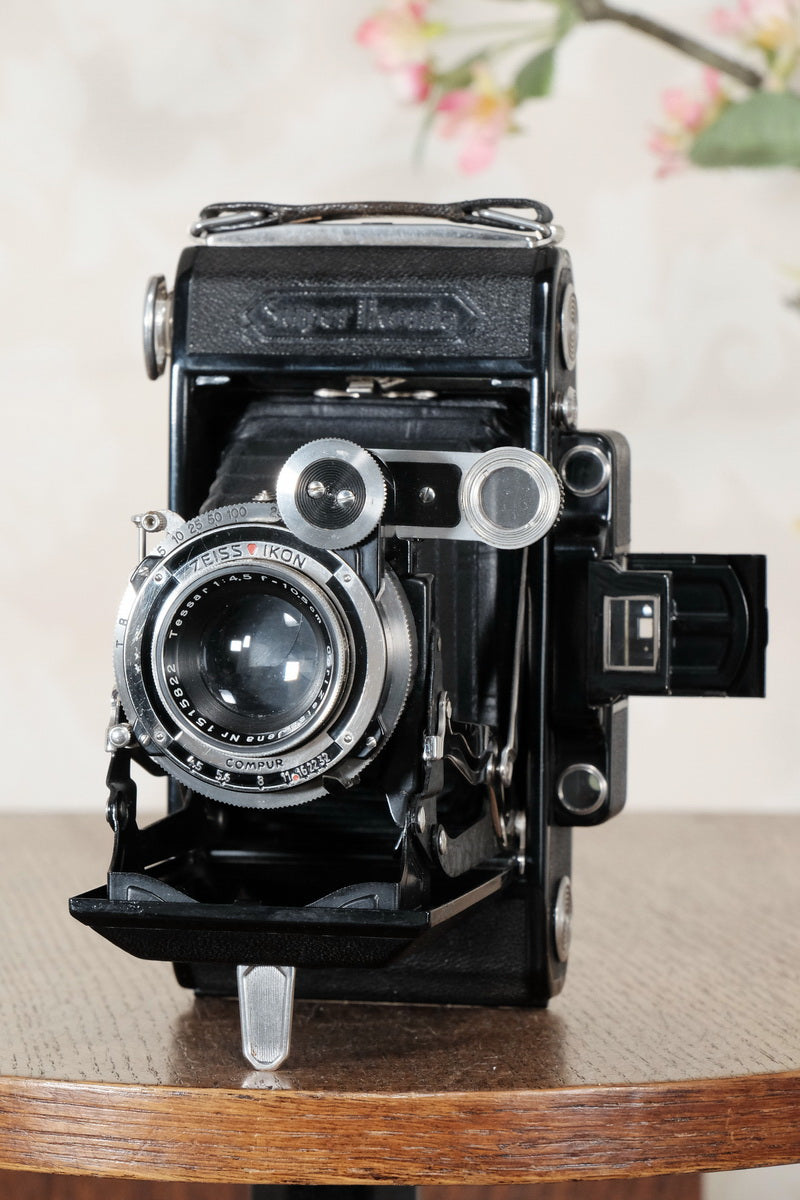 SUPERB! 1934 Zeiss Ikon Super Ikonta 6x9, Tessar lens, CLA'd, FRESHLY SERVICED! - Zeiss-Ikon- Petrakla Classic Cameras