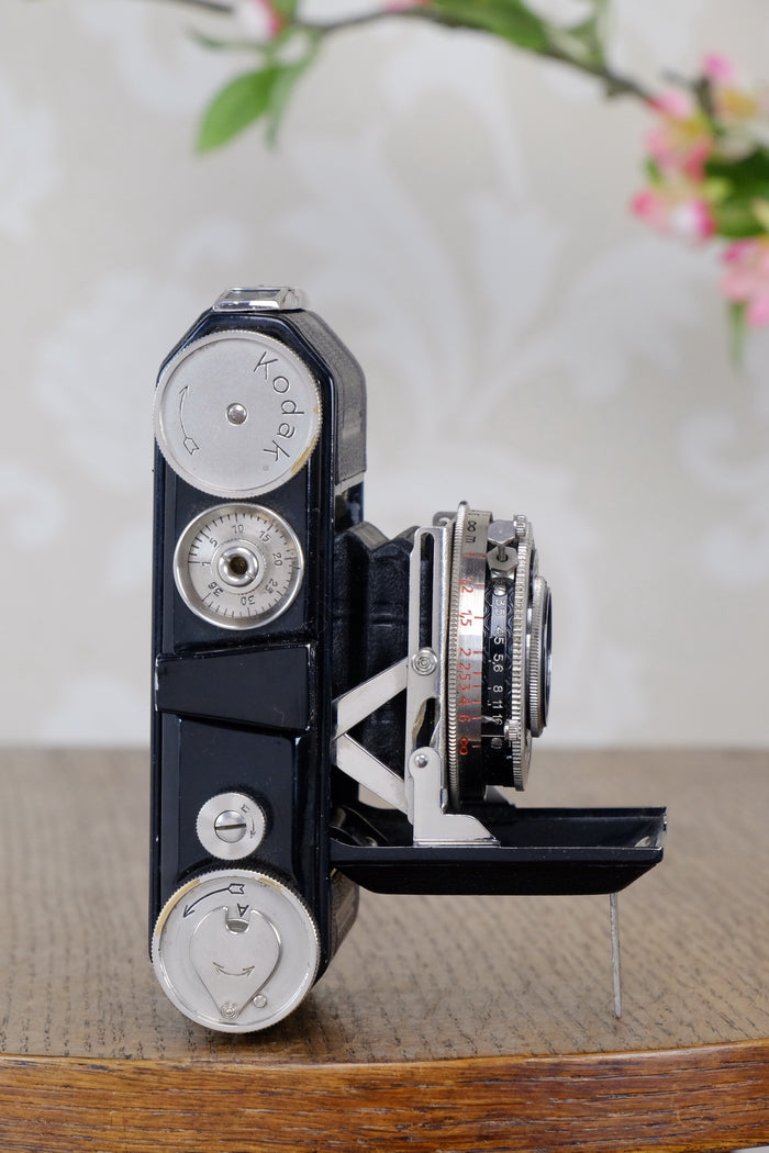 THE ORIGINAL FIRST VERSION, 1934 Black Kodak Retina, model 117, CLA'd, Freshly Serviced! - Kodak- Petrakla Classic Cameras