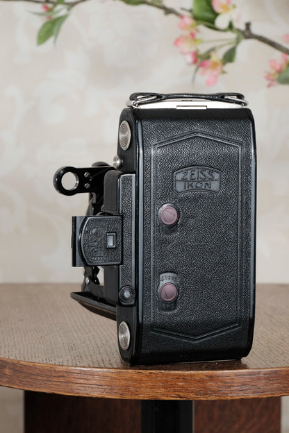 SUPERB! 1934 Zeiss Ikon Super Ikonta 6x9, Tessar lens, CLA'd, FRESHLY SERVICED! - Zeiss-Ikon- Petrakla Classic Cameras