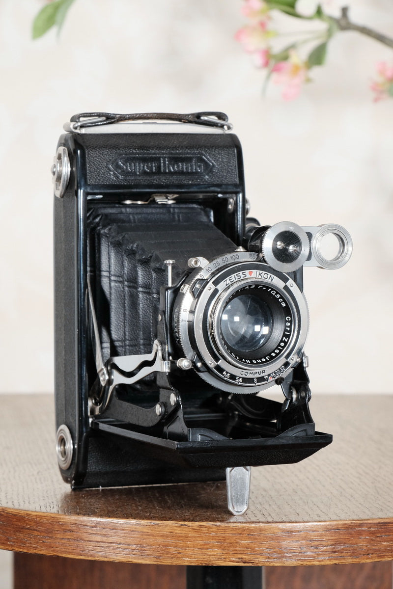 SUPERB! 1934 Zeiss Ikon Super Ikonta 6x9, Tessar lens, CLA'd, FRESHLY SERVICED! - Zeiss-Ikon- Petrakla Classic Cameras