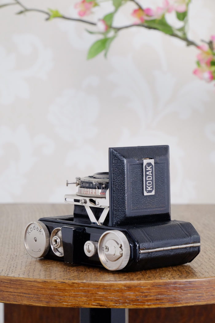 THE ORIGINAL FIRST VERSION, 1934 Black Kodak Retina, model 117, CLA'd, Freshly Serviced! - Kodak- Petrakla Classic Cameras