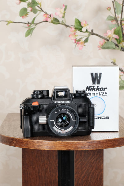 Superb! Nikon Nikonos IV-A with 2.5/35mm Nikkor lens. Fully tested and working! - Nikonos- Petrakla Classic Cameras