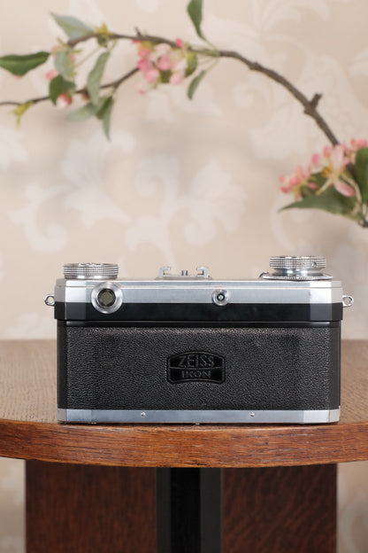 Superb! 1952 Zeiss Ikon Contax IIa with Lens and Original Leather Case. CLA'd, Freshly Serviced!