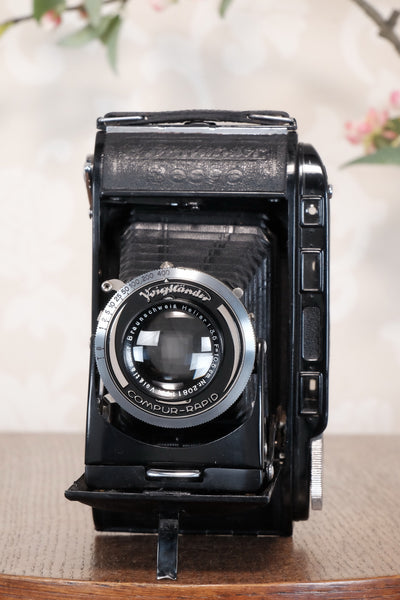 Excellent 1939 Voigtlander Bessa Rangefinder with HELIAR LENS! 6x9, Freshly Serviced, CLA'd.