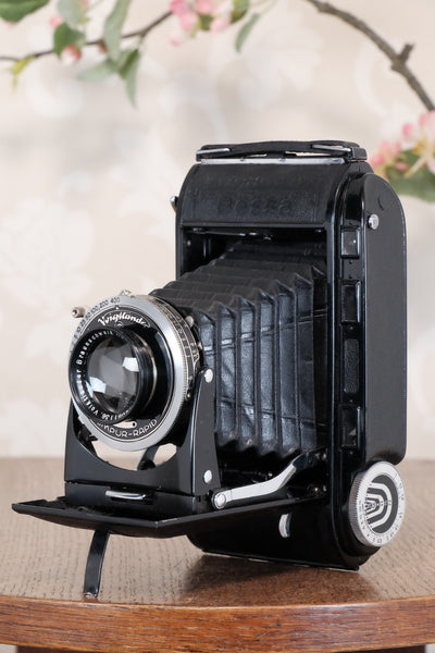 Excellent 1939 Voigtlander Bessa Rangefinder with HELIAR LENS! 6x9, Freshly Serviced, CLA'd.