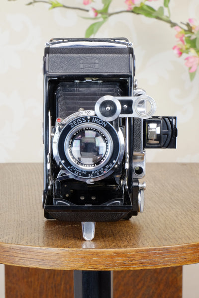 SUPERB! 1936 Zeiss Ikon Super Ikonta 6x9, Tessar lens, & case CLA’d, Freshly Serviced! - Zeiss-Ikon- Petrakla Classic Cameras