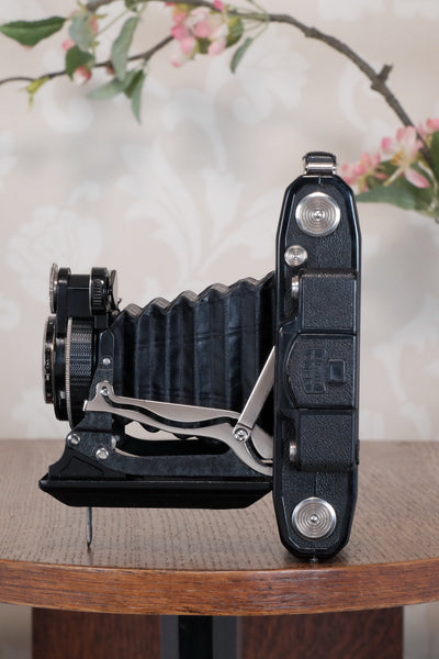 SUPERB! 1934 Zeiss Ikon Super Ikonta C, 6x9, Tessar lens and reduction mask, CLA'd, Freshly Serviced!