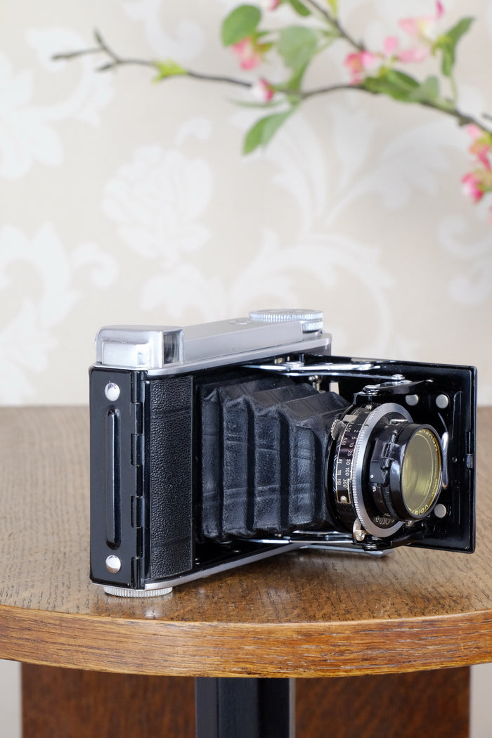 Superb! 1936  Voigtlander “Baby Bessa“ 66, 6x6 camera, Skopar lens, CLA'd, Freshly Serviced! - Voigtlander- Petrakla Classic Cameras