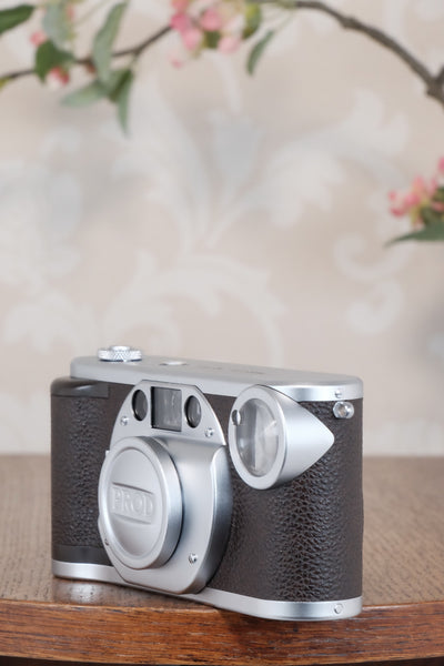 MINT! Minolta 35mm Prod 20’s Cult Camera With Original Box, strap, cap & instructions