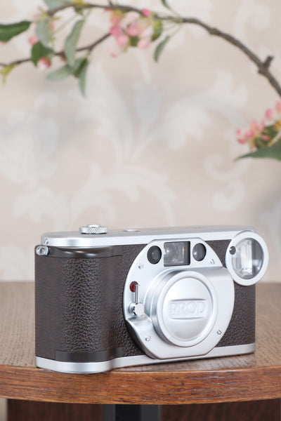 MINT! Minolta 35mm Prod 20’s Cult Camera With Original Box, strap, cap & instructions