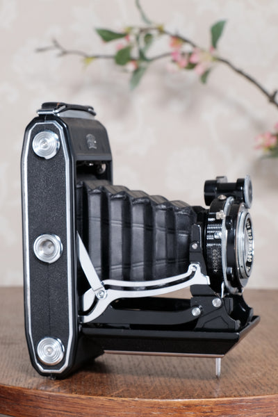 SUPERB! 1938 Zeiss Ikon Super Ikonta C 6x9, Top of the line version, CLA’d, Freshly Serviced!