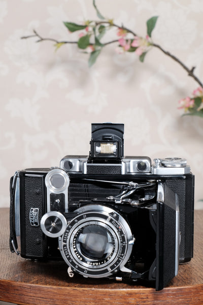 SUPERB! 1938 Zeiss Ikon Super Ikonta C 6x9, Top of the line version, CLA’d, Freshly Serviced!