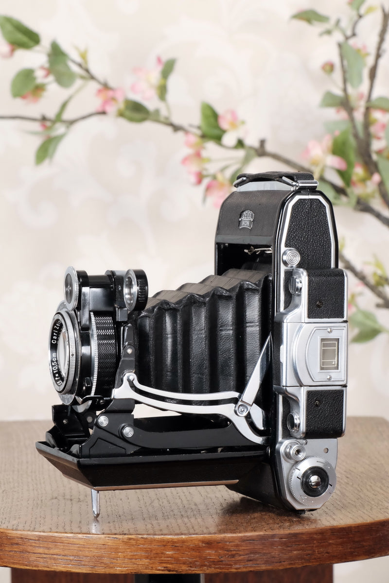 Near Mint! 1939 Zeiss Ikon Super Ikonta 6x9, 3.5/105mm Tessar lens, Compur Rapid shutter, CLA'd, FRESHLY SERVICED! - Zeiss-Ikon- Petrakla Classic Cameras