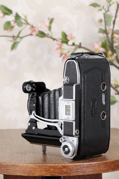 Near Mint! 1939 Zeiss Ikon Super Ikonta 6x9, 3.5/105mm Tessar lens, Compur Rapid shutter, CLA'd, FRESHLY SERVICED! - Zeiss-Ikon- Petrakla Classic Cameras