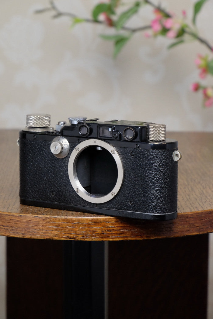 SUPERB! 1935 BLACK LEITZ LEICA III, Freshly Serviced! - Leitz- Petrakla Classic Cameras
