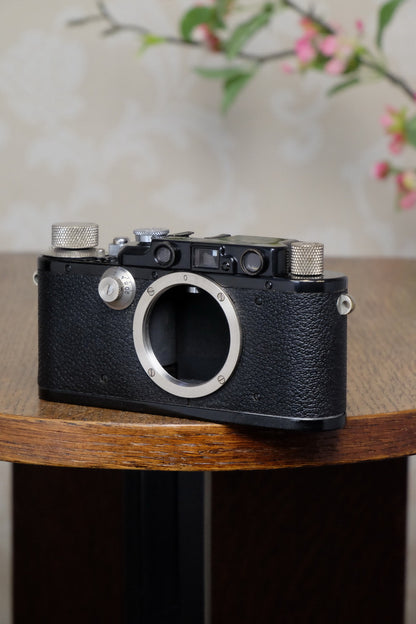 SUPERB! 1935 BLACK LEITZ LEICA III, Freshly Serviced! - Leitz- Petrakla Classic Cameras