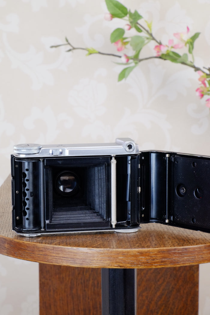 Superb! 1936  Voigtlander “Baby Bessa“ 66, 6x6 camera, Skopar lens, CLA'd, Freshly Serviced! - Voigtlander- Petrakla Classic Cameras