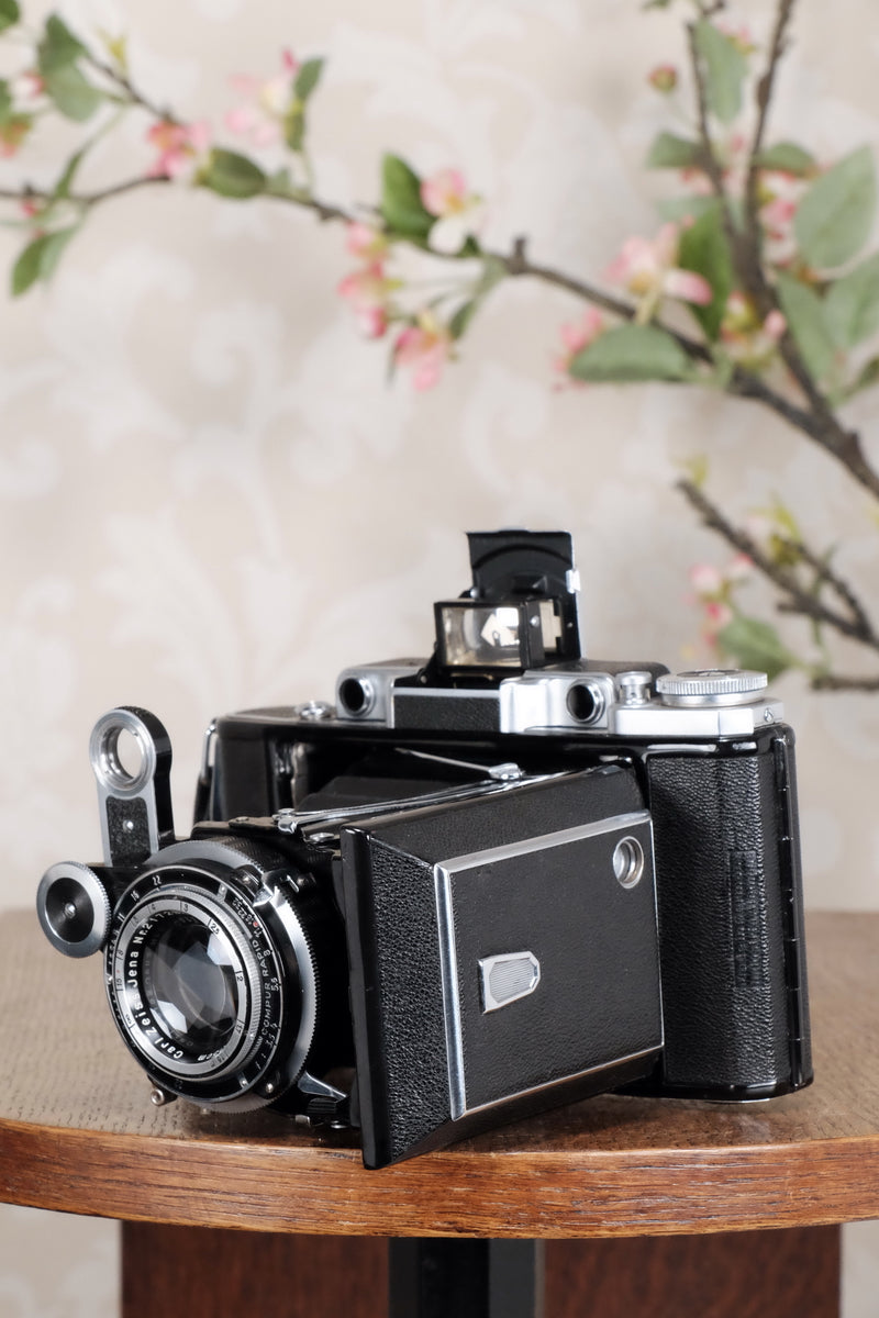 Near Mint! 1939 Zeiss Ikon Super Ikonta 6x9, 3.5/105mm Tessar lens, Compur Rapid shutter, CLA'd, FRESHLY SERVICED! - Zeiss-Ikon- Petrakla Classic Cameras