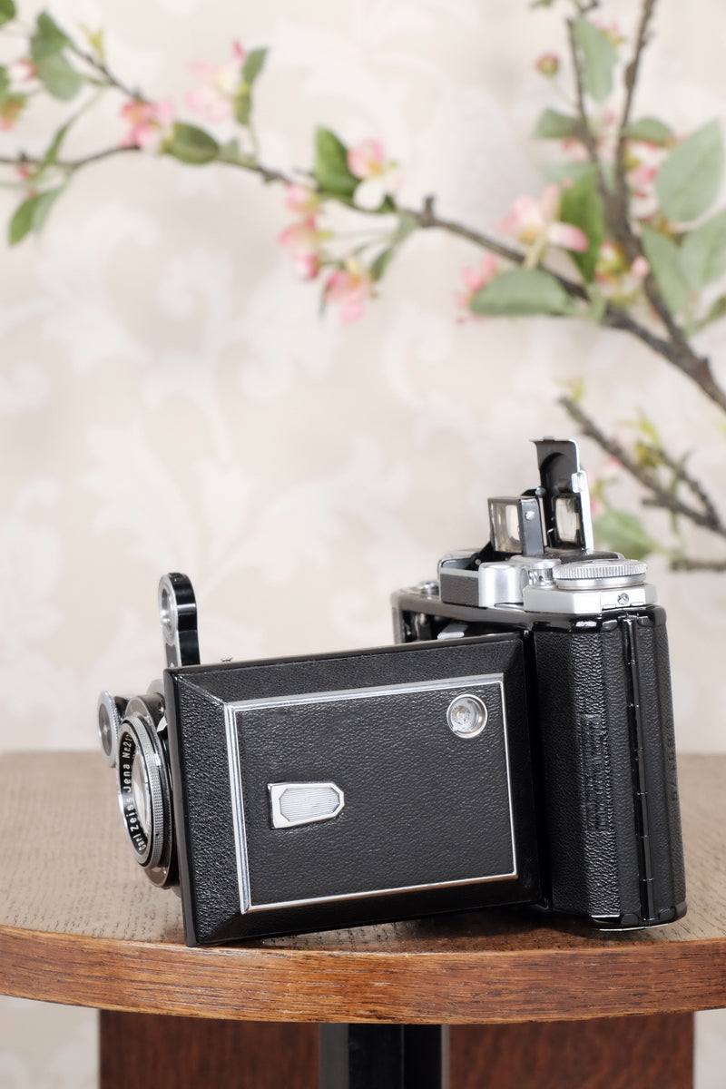Near Mint! 1939 Zeiss Ikon Super Ikonta 6x9, 3.5/105mm Tessar lens, Compur Rapid shutter, CLA'd, FRESHLY SERVICED! - Zeiss-Ikon- Petrakla Classic Cameras