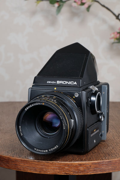 6x6 Zenza Bronica SQ complete with 80mm lens & 120 film back.