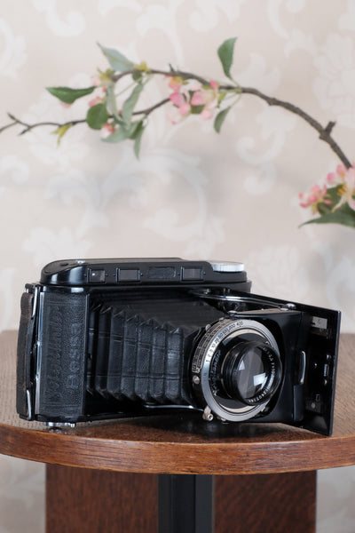 SUPERB!, 1940 Voigtlander Bessa Rangefinder with HELIAR LENS! 6x9, Freshly Serviced, CLA'd.