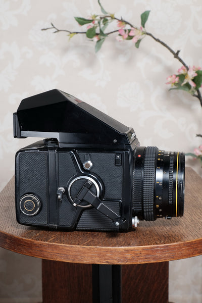 6x6 Zenza Bronica SQ complete with 80mm lens & 120 film back.