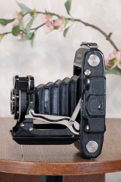 SUPERB! 1934 Zeiss Ikon Super Ikonta C, 6x9, Tessar lens and reduction mask, CLA'd, Freshly Serviced!