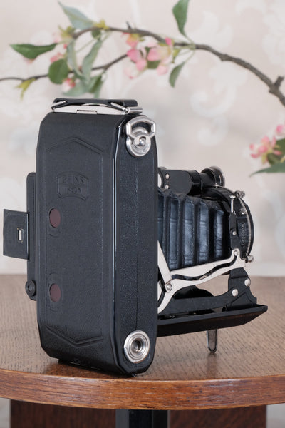 SUPERB! 1934 Zeiss Ikon Super Ikonta C, 6x9, Tessar lens and reduction mask, CLA'd, Freshly Serviced!