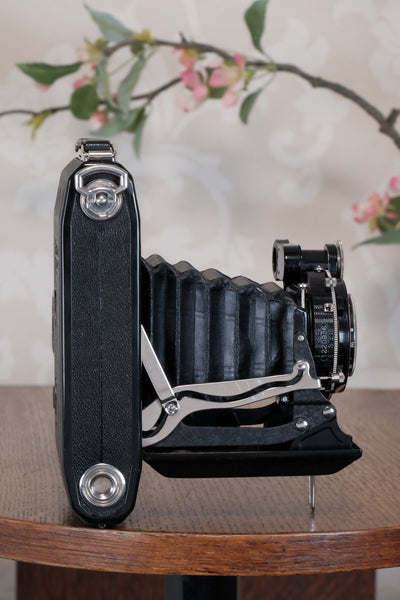 SUPERB! 1934 Zeiss Ikon Super Ikonta C, 6x9, Tessar lens and reduction mask, CLA'd, Freshly Serviced!
