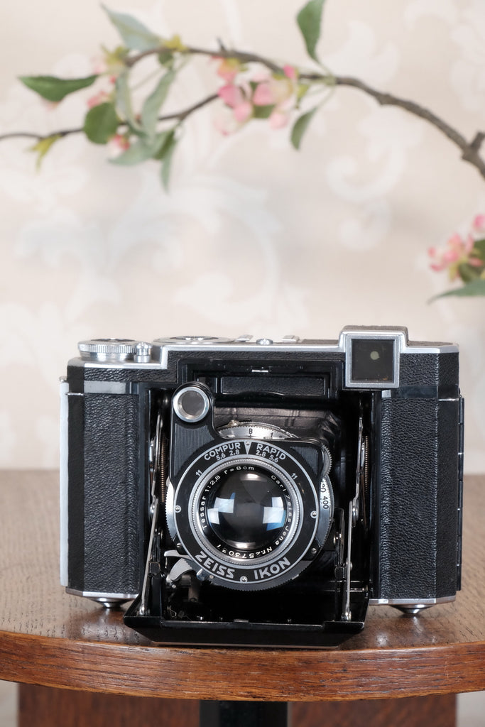 Superb,1938 Zeiss Ikon Super Ikonta 6x6, Tessar lens,, CLA'd, Freshly Serviced!
