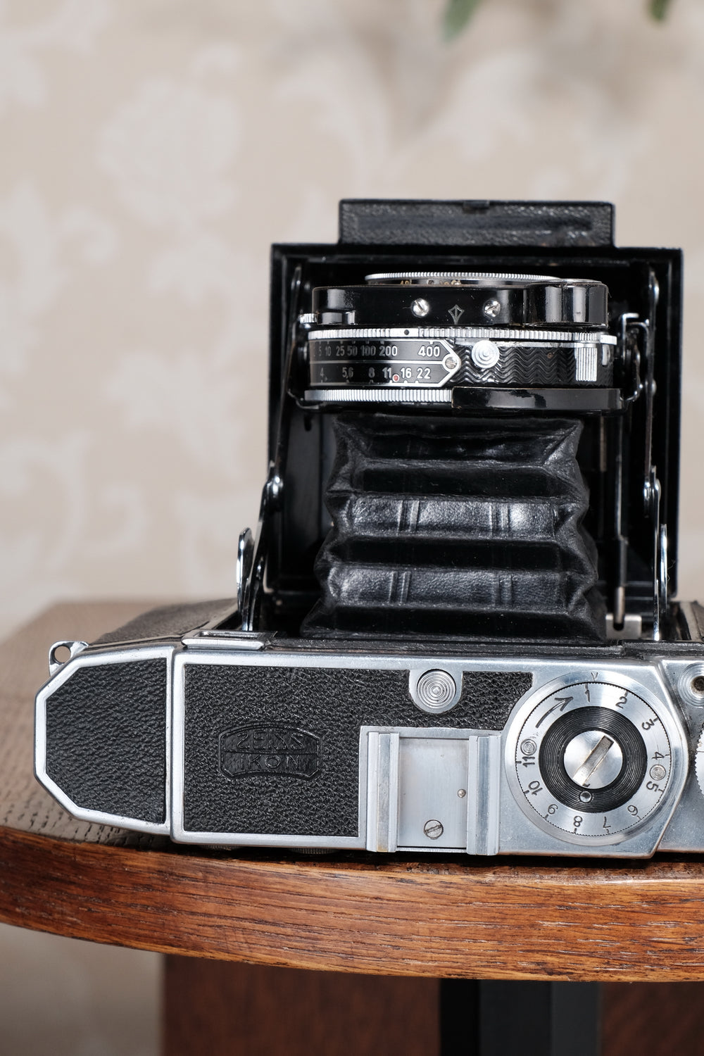 1935 Zeiss Ikon Super Ikonta, Rare first version, 6x6, Tessar lens. CLA'd, Freshly Serviced!