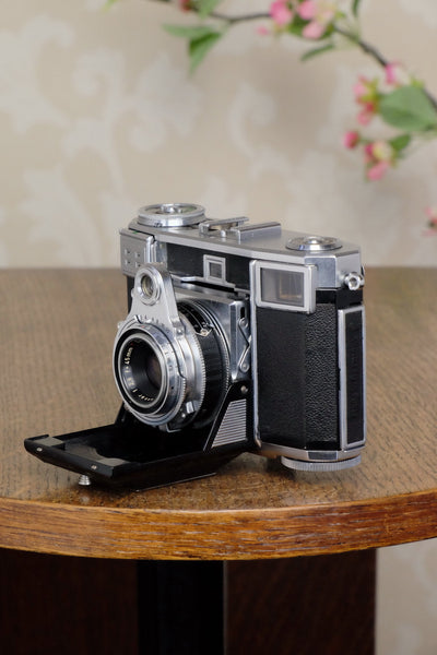 Superb! 1952 Zeiss Ikon Contessa 533/24, FRESHLY SERVICED! - Zeiss-Ikon- Petrakla Classic Cameras