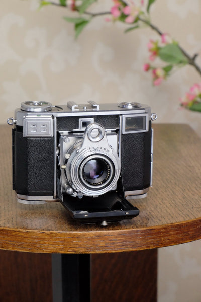 Superb! 1952 Zeiss Ikon Contessa 533/24, FRESHLY SERVICED! - Zeiss-Ikon- Petrakla Classic Cameras
