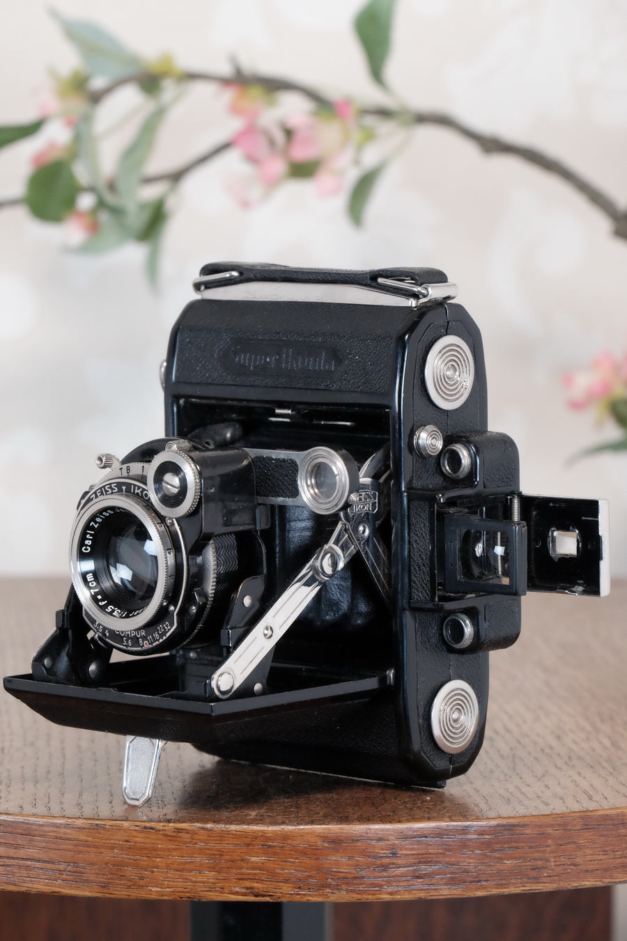 Superb 1935 ZEISS-IKON SUPER IKONTA A, 6x4.5, Tessar lensCLA'd, Freshly Serviced!