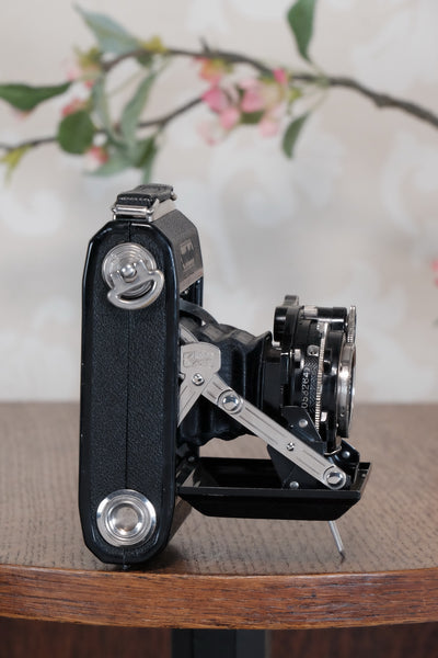 Superb 1935 ZEISS-IKON SUPER IKONTA A, 6x4.5, Tessar lensCLA'd, Freshly Serviced!