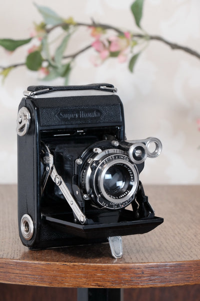 Superb 1935 ZEISS-IKON SUPER IKONTA A, 6x4.5, Tessar lensCLA'd, Freshly Serviced!