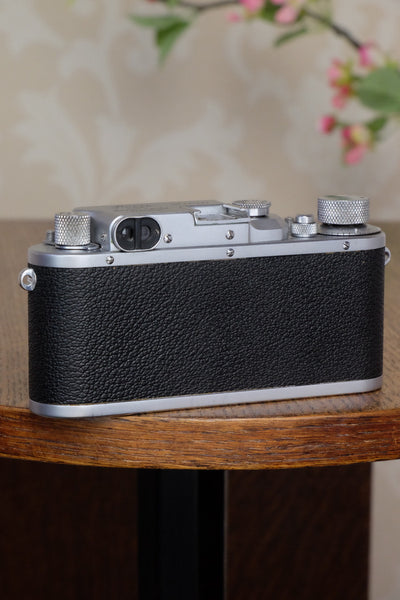 Superb! 1939 Leitz Leica IIIb, with 2.0/50mm Leitz Summar lens, Freshly Serviced! - Leitz- Petrakla Classic Cameras