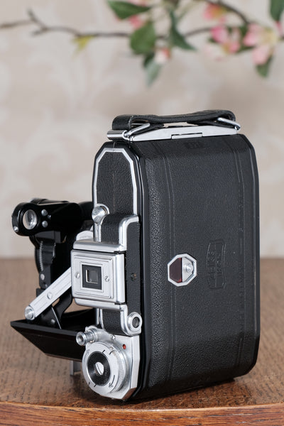 Near Mint! 1953 Zeiss Ikon Super Ikonta, Synchro-Compur & Coated Tessar . CLA’d, Freshly Serviced!