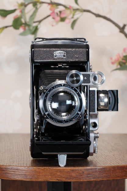 SUPERB! 1938 Zeiss Ikon Super Ikonta C 6x9, Tessar lens, CLA'd, Freshly Serviced!
